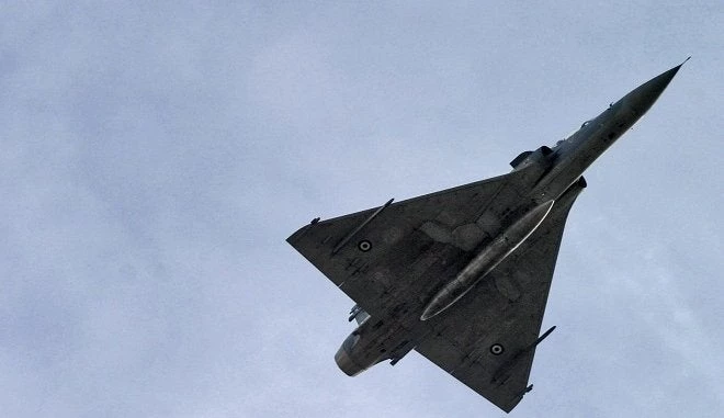 Ανελκύστηκε ο καταγραφέας πτήσης του μοιραίου Mirage 2000-5 – Το «μαύρο κουτί» θα δώσει απαντήσεις